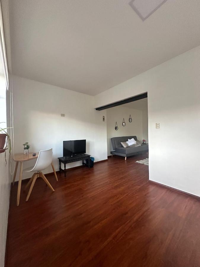 Casa Roja Residencia 10-51 Apartment Куенка Екстериор снимка
